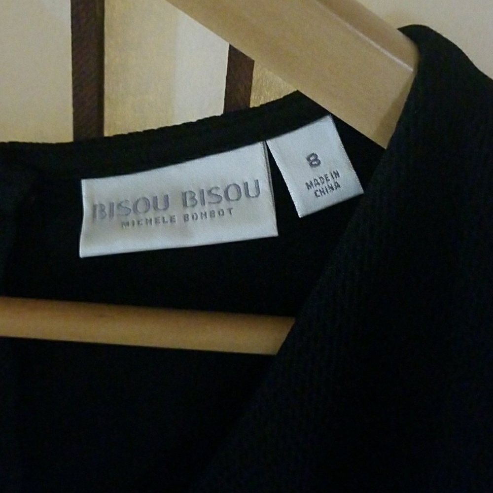 Dress - Picture 3 of 5